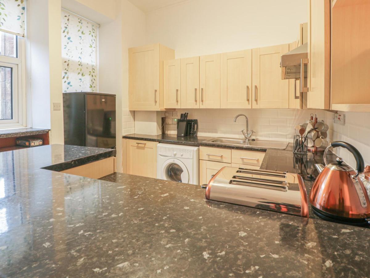 Garden Apartment Ayr Bagian luar foto